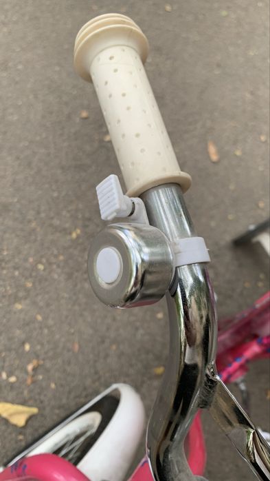 Детский ведосипед для девочек