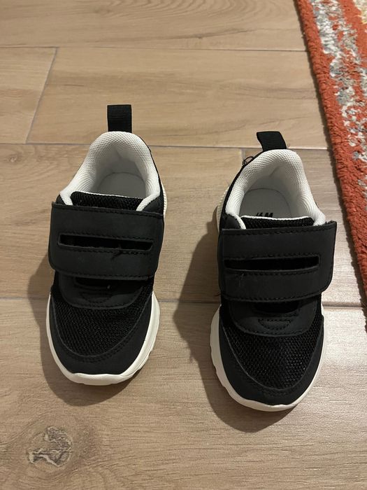 Adidasi copii h&m