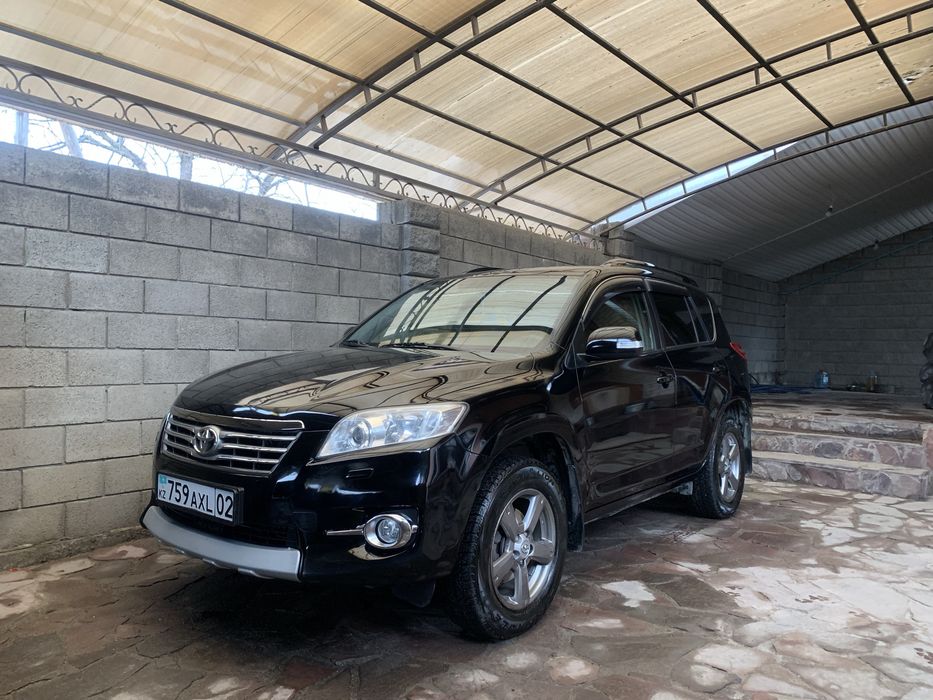 Продам toyota rav4
