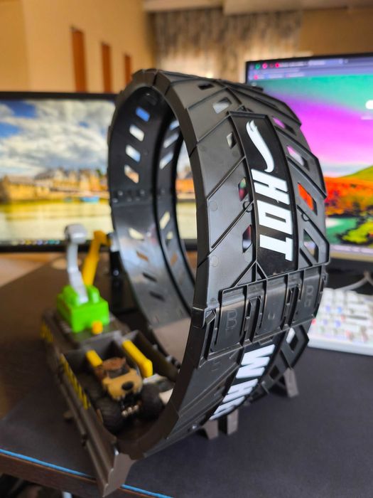 Оригинальный трек Hot Wheels Monster Truck