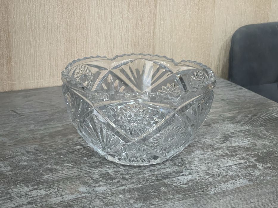 Салатник хрустальный, набор тарелок