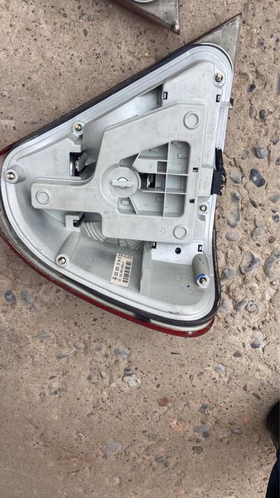 Мерседес сешка 202 задний стоп