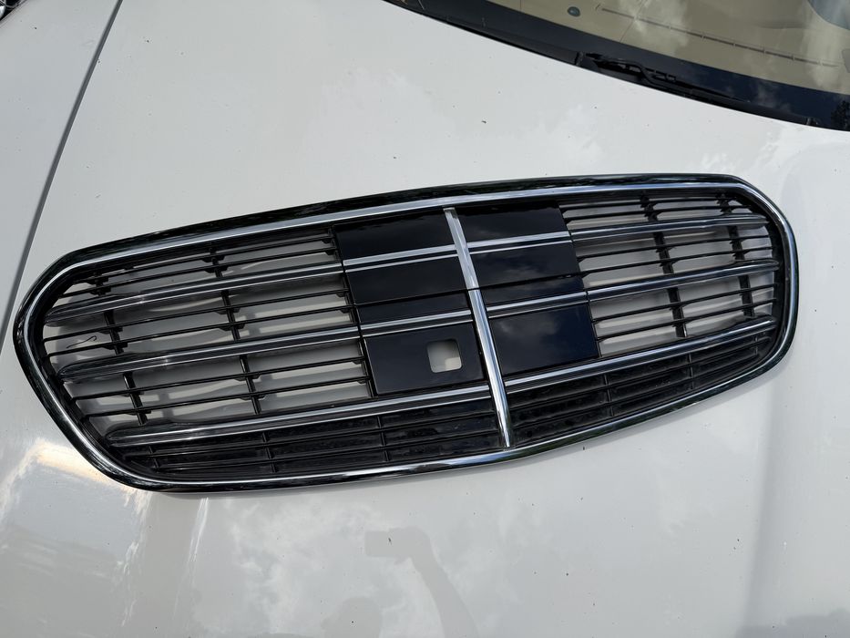 100% ОРИГИНАЛНА РЕШЕТКА Mercedes S W223
