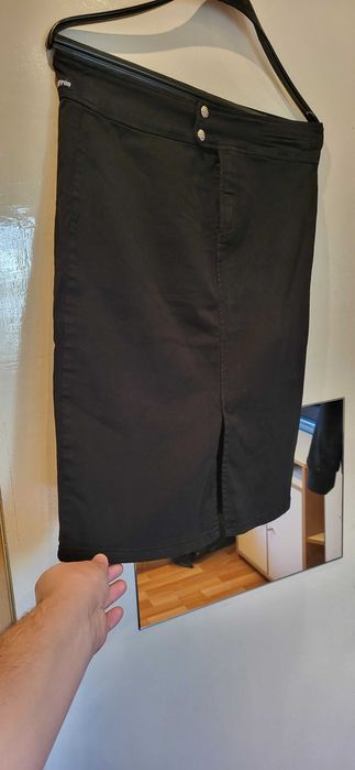 Дамска Черна Пола