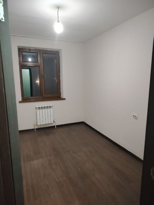 Янги курилган 3 хонали уй сотилади (3/5/7)