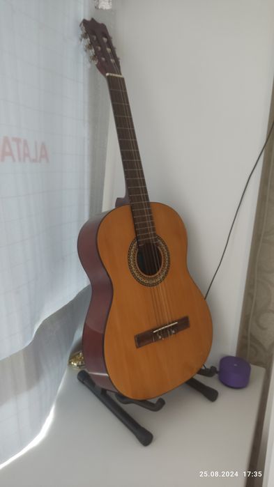 Гитара Yamaha c40