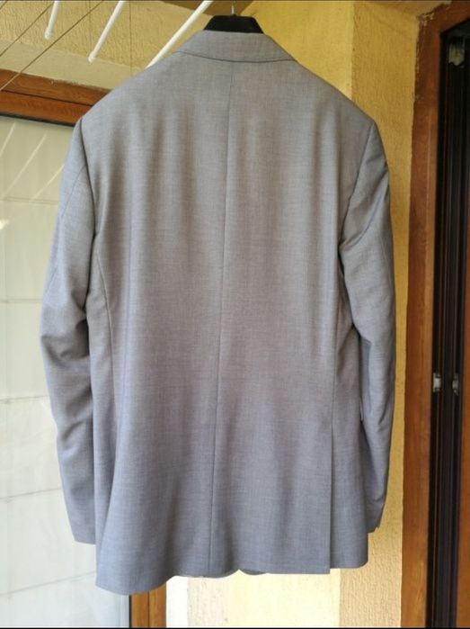 Мъжки костюм на модна къща Агресия