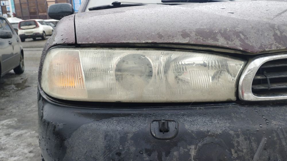 Продам две фары Субару В3