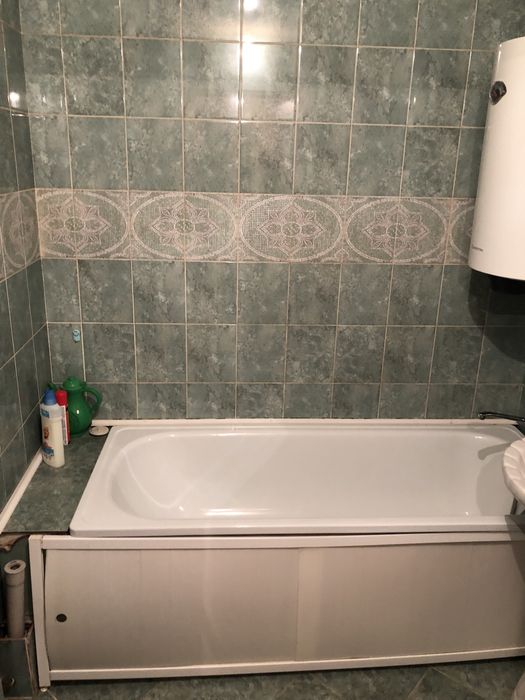 1-комнатная. Студия.Республики 19