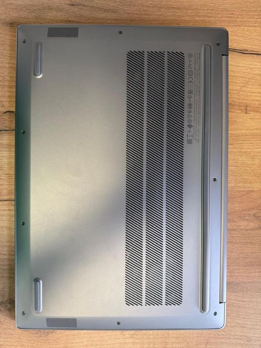 Laptop Lenovo IdeaPad Pro 5 16IRH8 cu procesor Intel(R) Core(TM) -A-