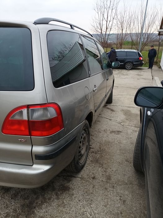 Vând Ford galaxy  (sharan)