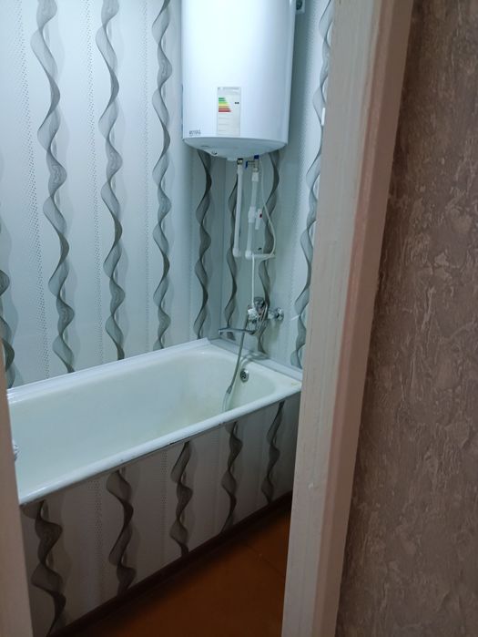 Сергели Спутнике. 3 х ком квартиру в деревянном доме ремонт. Огород