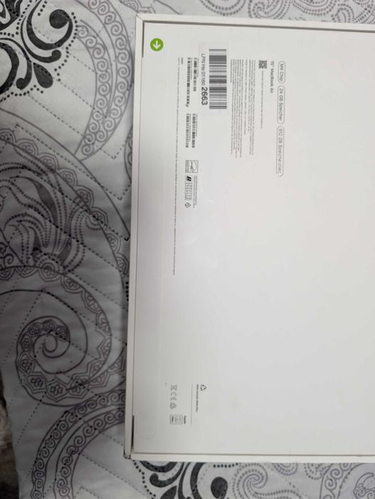 MacBook Air M4 chip 24 GB speicher 512GB speicherplatz