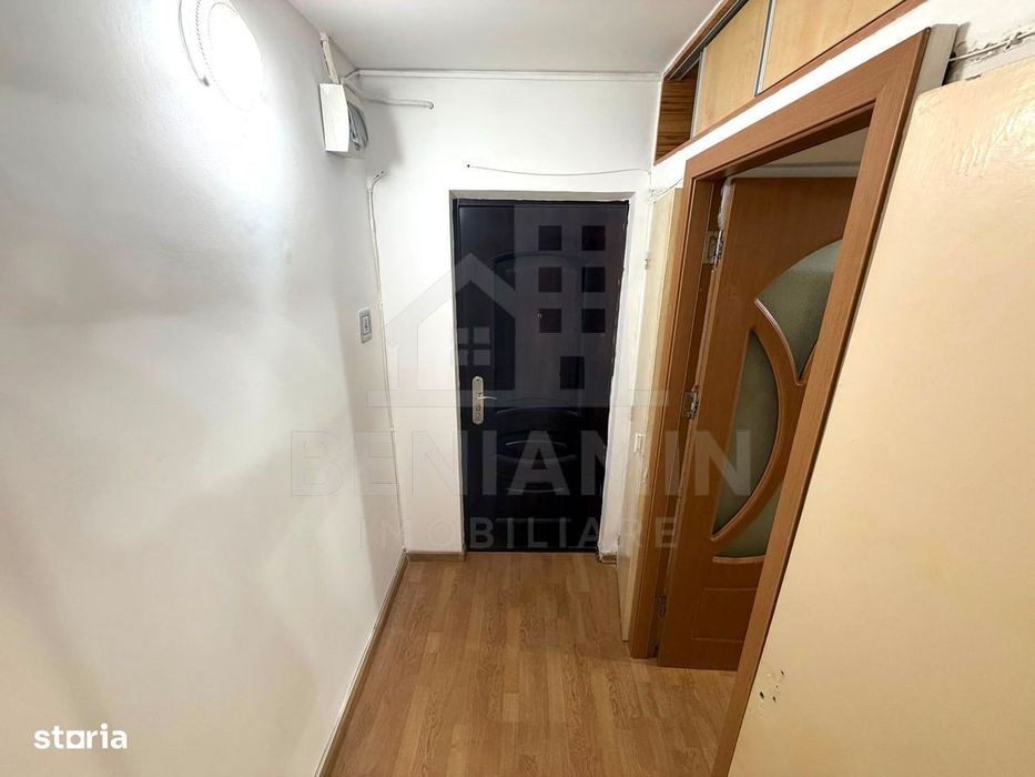 Apartament 2 camere etaj 1 cu teava de gaze 41mp Craiovita