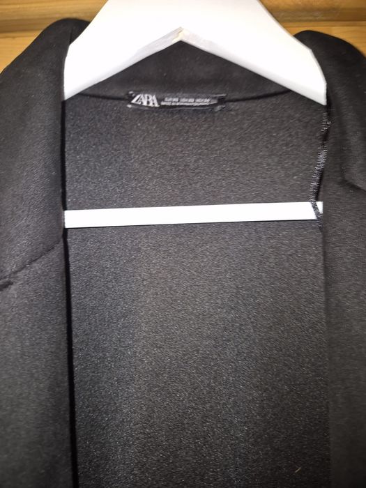 Zara-дамско манто