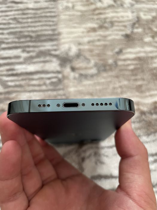 Iphone 12 pro sotiladi yoki obmen