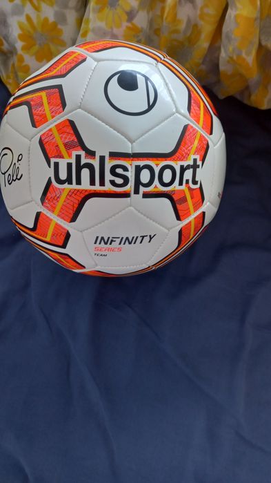 Футболна топка Uhlsport