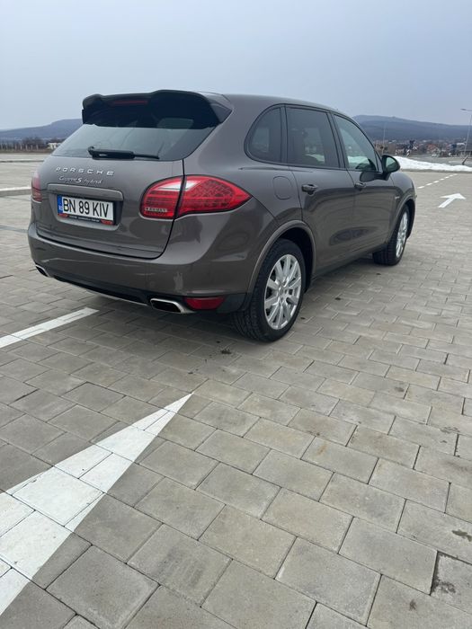 PORSCHE Cayenne 2012 — imagine 4
