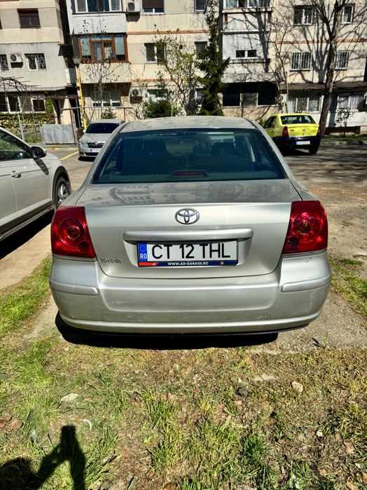 Toyota Avensis 2005