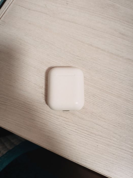Наушники Airpods, продаю