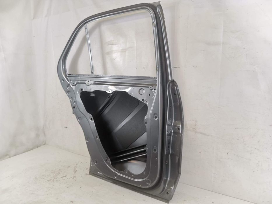Мерцедес-Бенц GLE-Class / Mercedes-Benz GLE-Class V167 Лява задна врат
