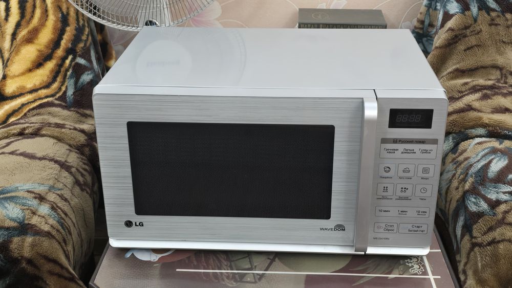Микроволновая печь