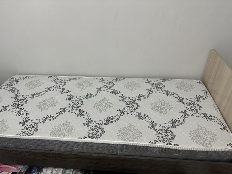Продам кровать по цене матраса