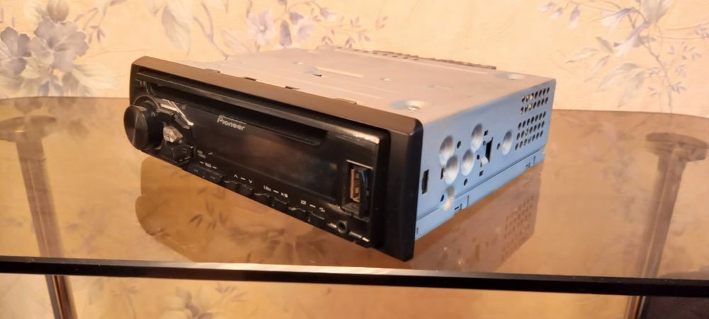 Продам автомагнитолы Пионер