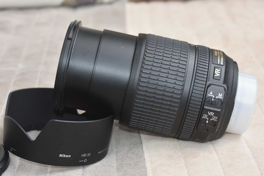 Obiectiv Nikon 18-105 impecabil
