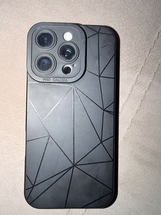 Продавам iPhone 16 Pro Gold – 128 GB