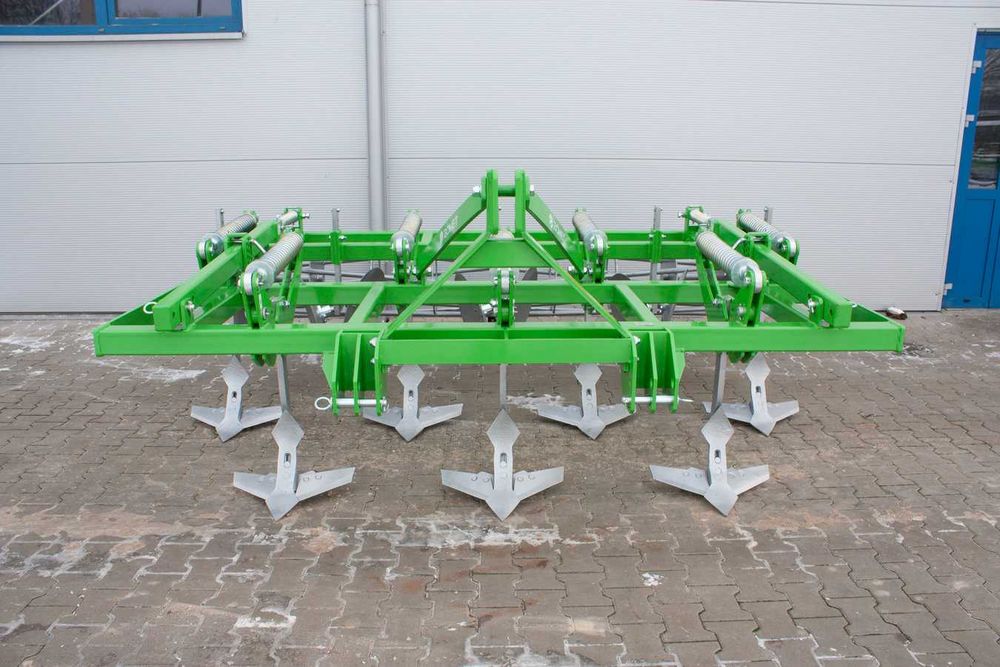 Cultivator, cultivator cu tavalug
