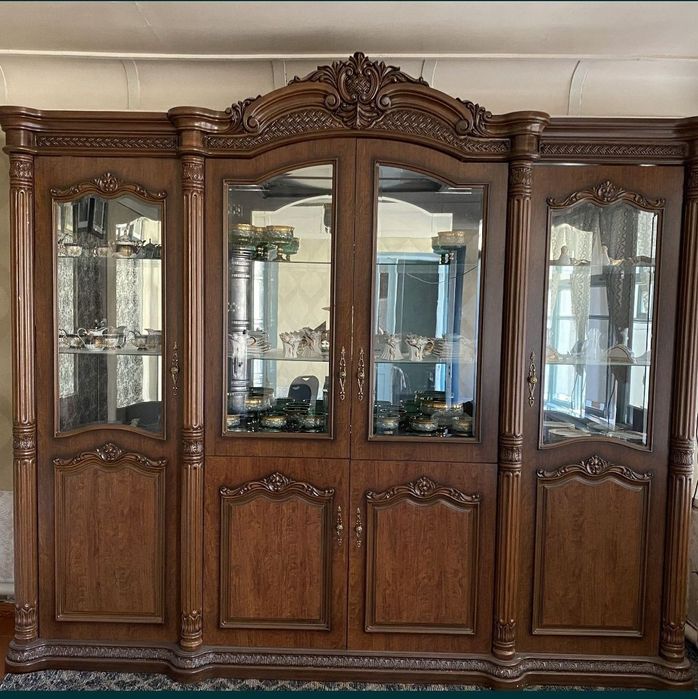 Стенка продается срочно