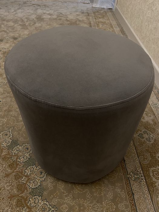 Продам пуфик серый