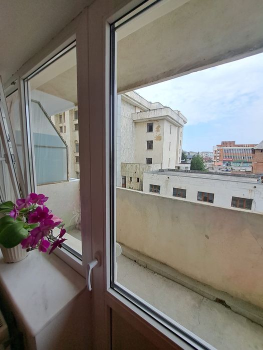 Apartament 3 camere - Targoviste Micro 11 in spatele Tribunalului Nou