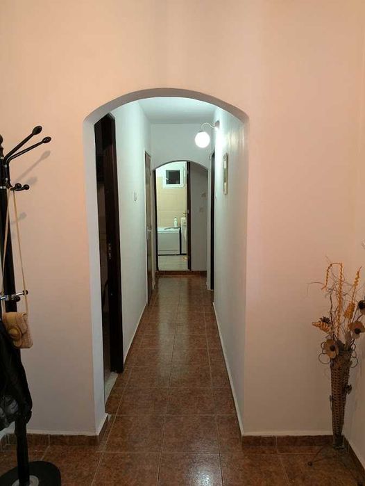 Apartament 3 camere, dec, Rahova