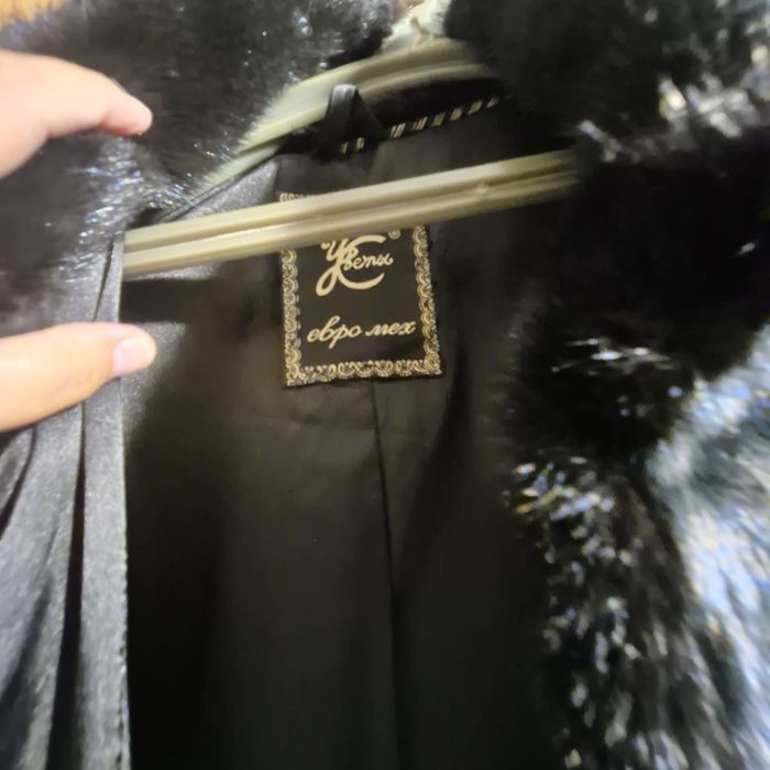 Продам шубу 48-50
