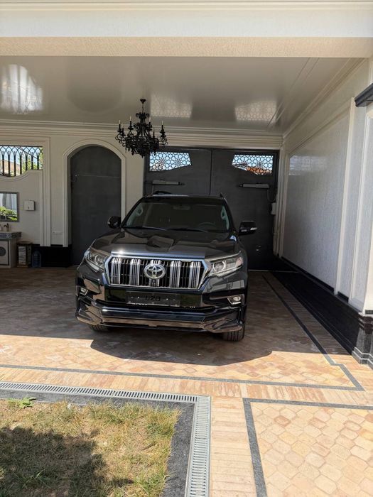 Land cruser prado 150