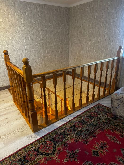 Продам лестницу б/у