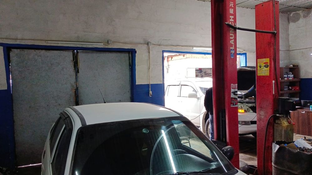 Сдам сто в аренду с подъёмником