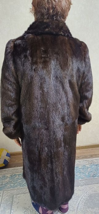 Продам  норкывый  шуба