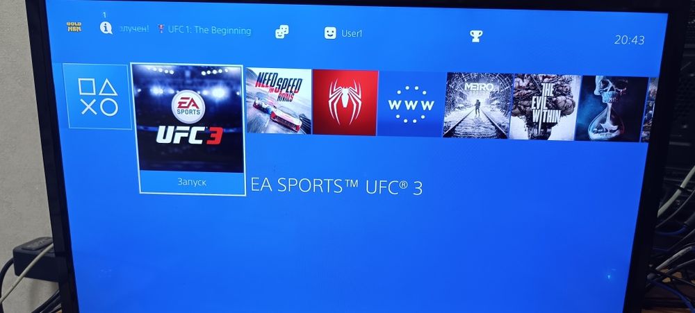 Продам Sony Playstation 4