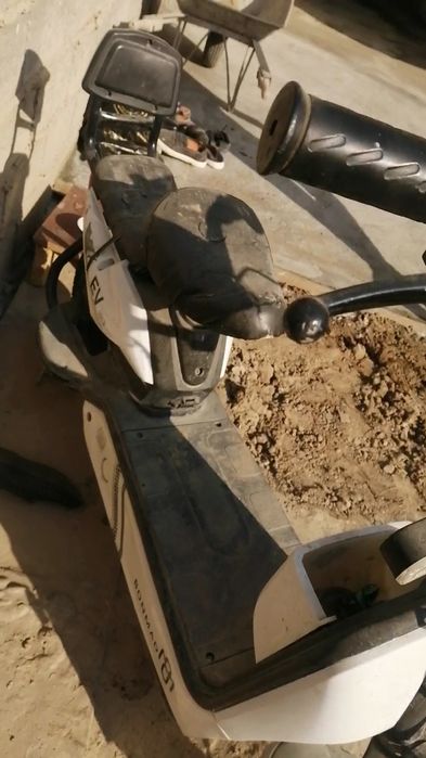 Скутер сотилади арзонга