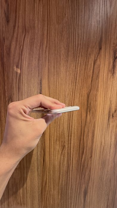 Iphone 11 с гарантие