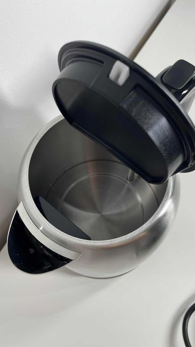 Нова електрическа кана Tefal 1.7L + стъклена каничка подарък