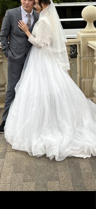 Продаю свабедное платье