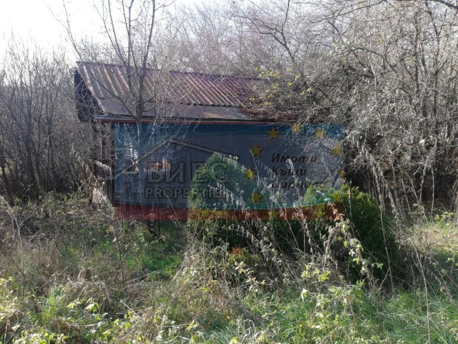 Парцел - 840 м2 в с. Кошарево