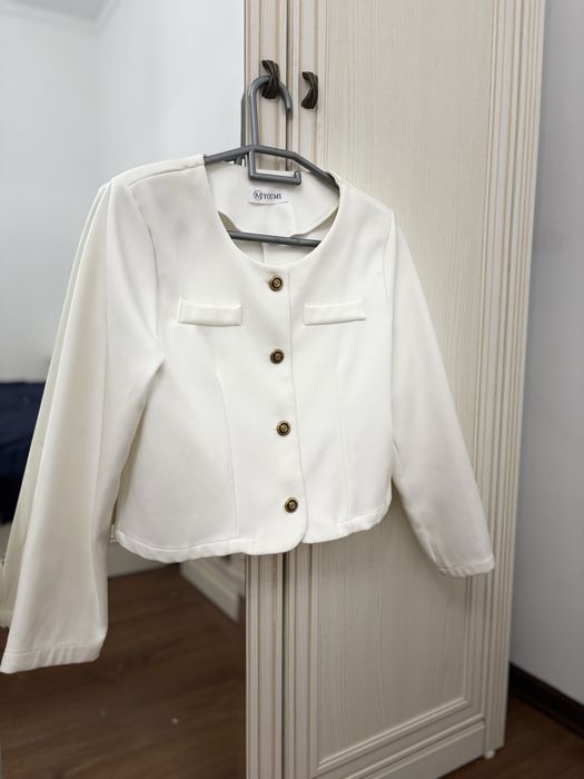 Костюм сатылады.