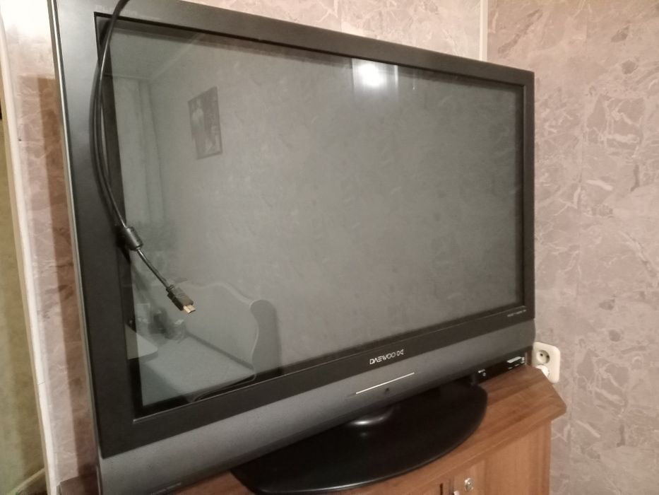 Продаю телевизор