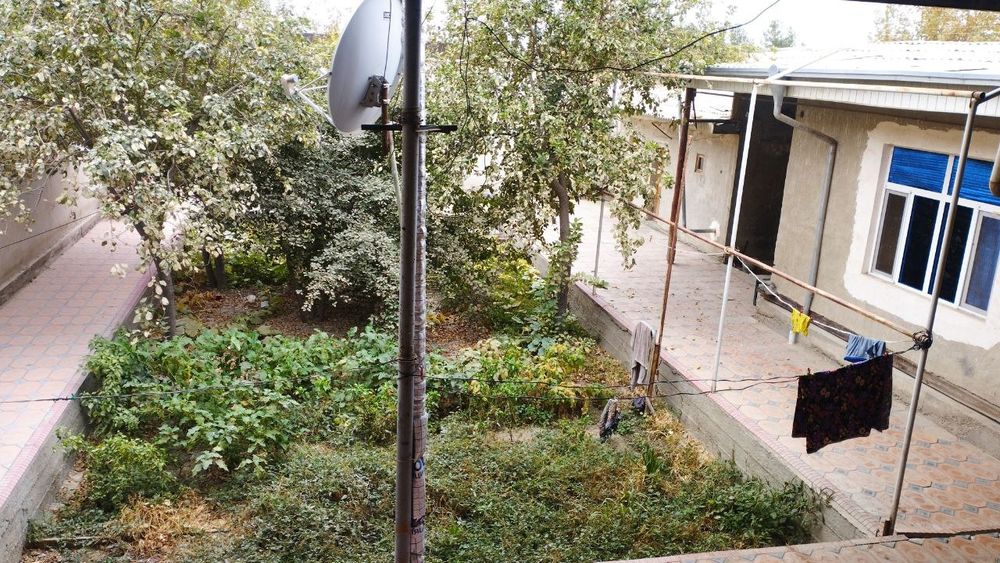 2каватлик участок сотилади