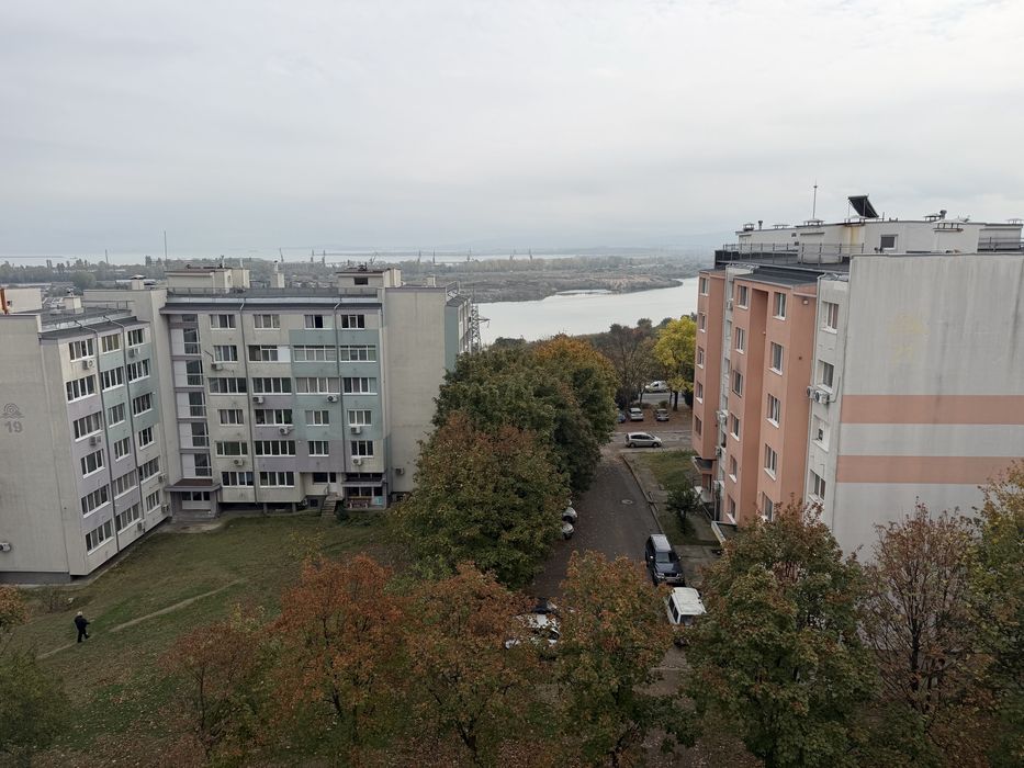 Дава се под наем Тристаен апартамент в Бургас, Меден рудник - зона А - 90 кв.м за 420 € - Снимка #11